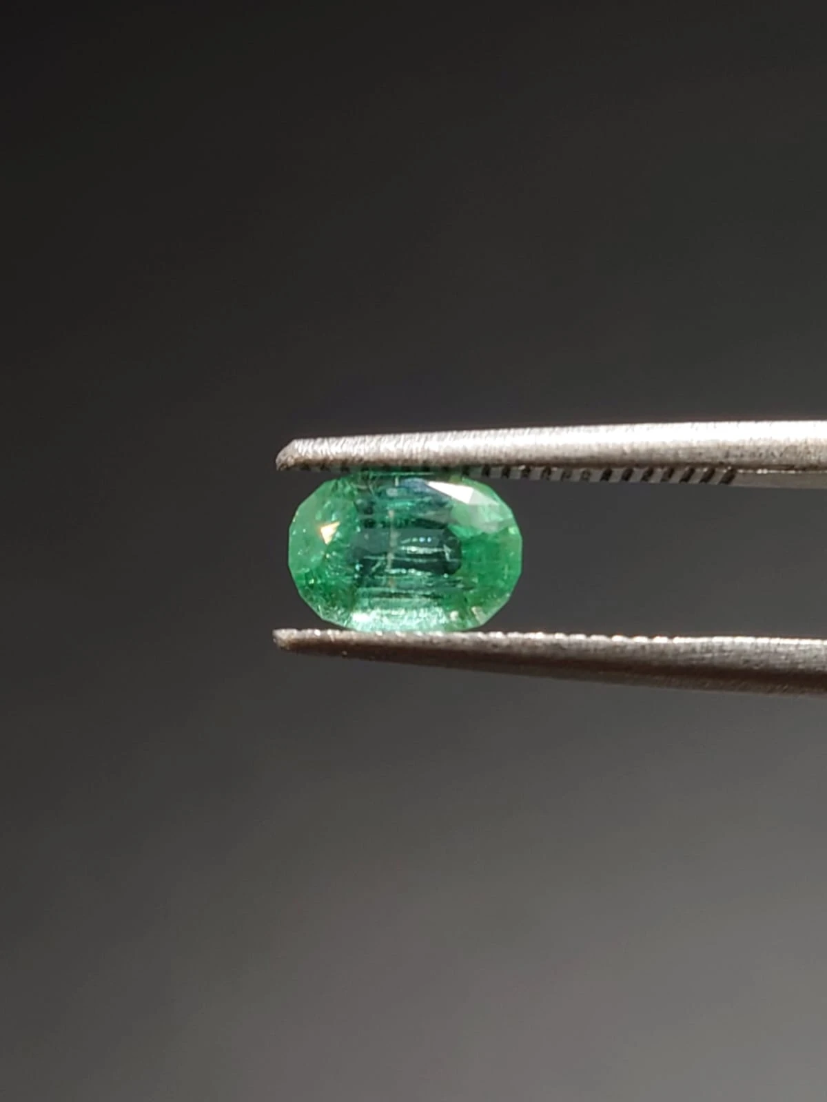0.91ct Natural Emerald from Panjshir Afghanistan — view 2